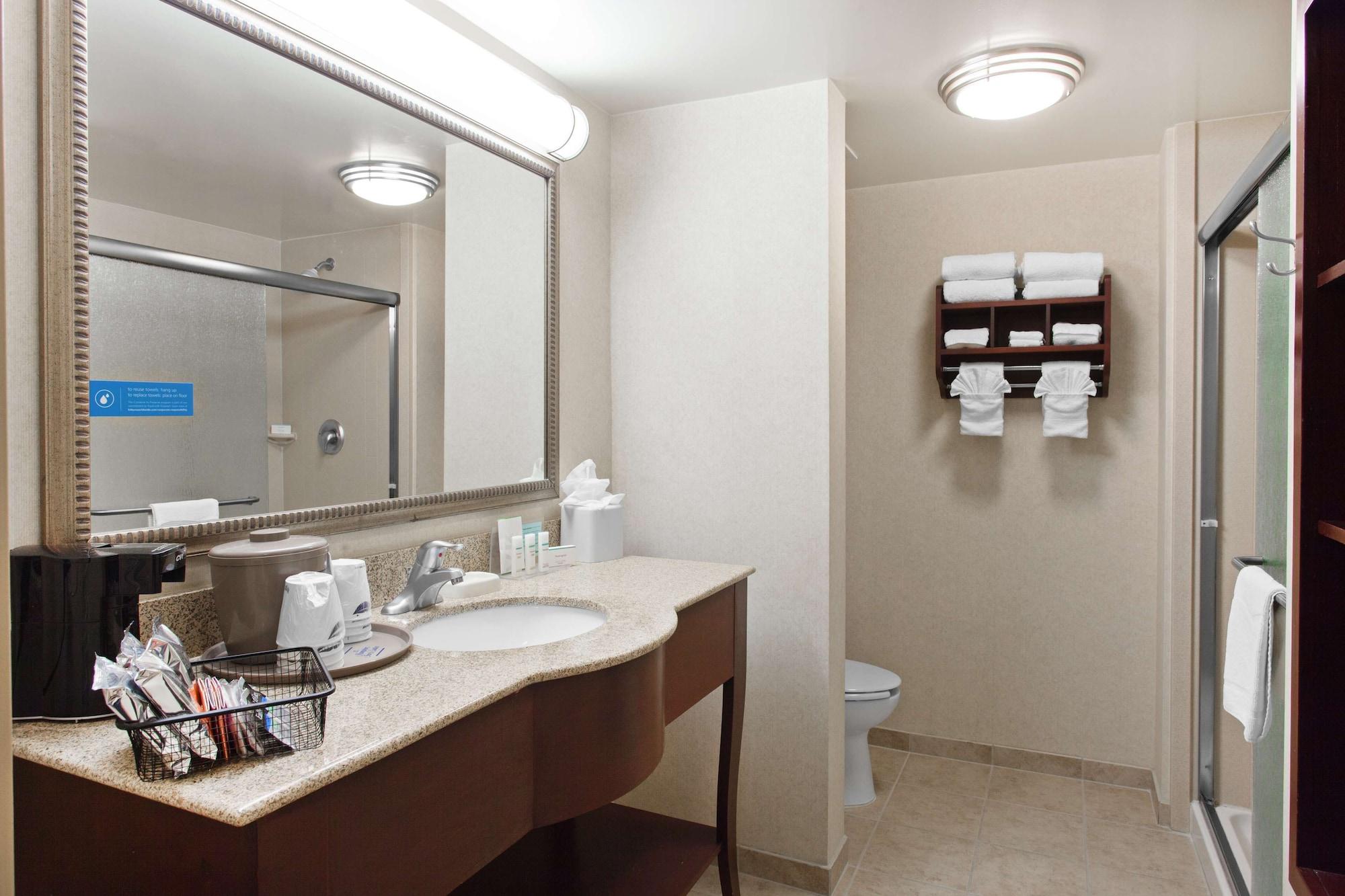 Hampton Inn & Suites Oakland Airport-Alameda Ngoại thất bức ảnh