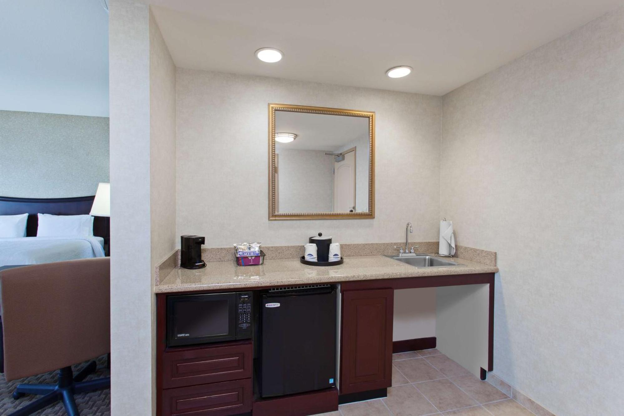 Hampton Inn & Suites Oakland Airport-Alameda Ngoại thất bức ảnh